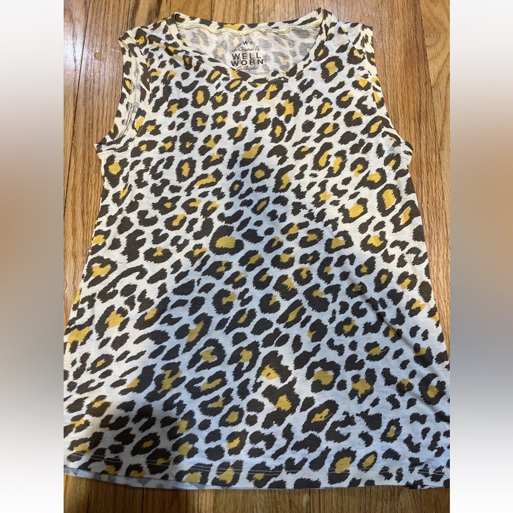 Well Worn Women's Leopard Print Sleeveless Top small